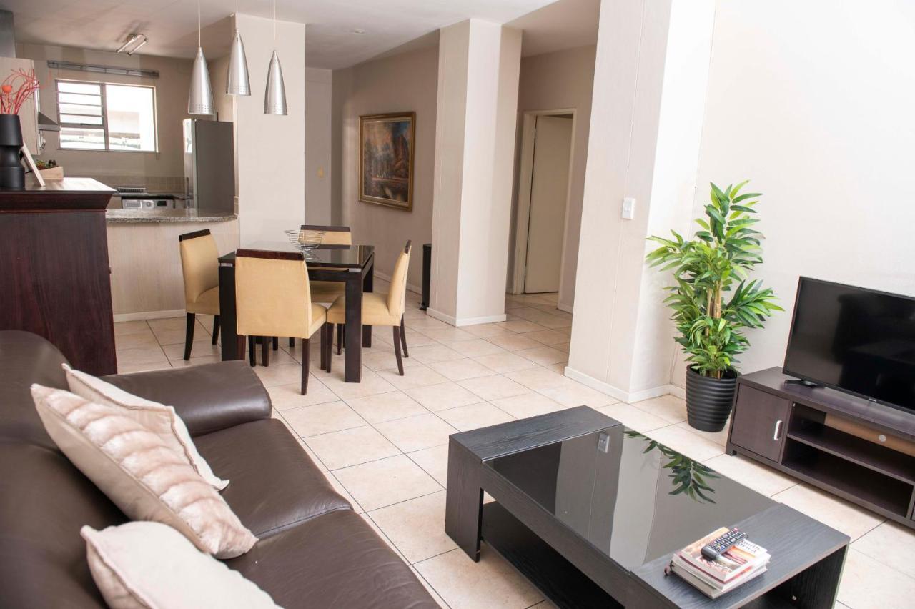 Grayston Exec Apartments Johannesburg Bagian luar foto
